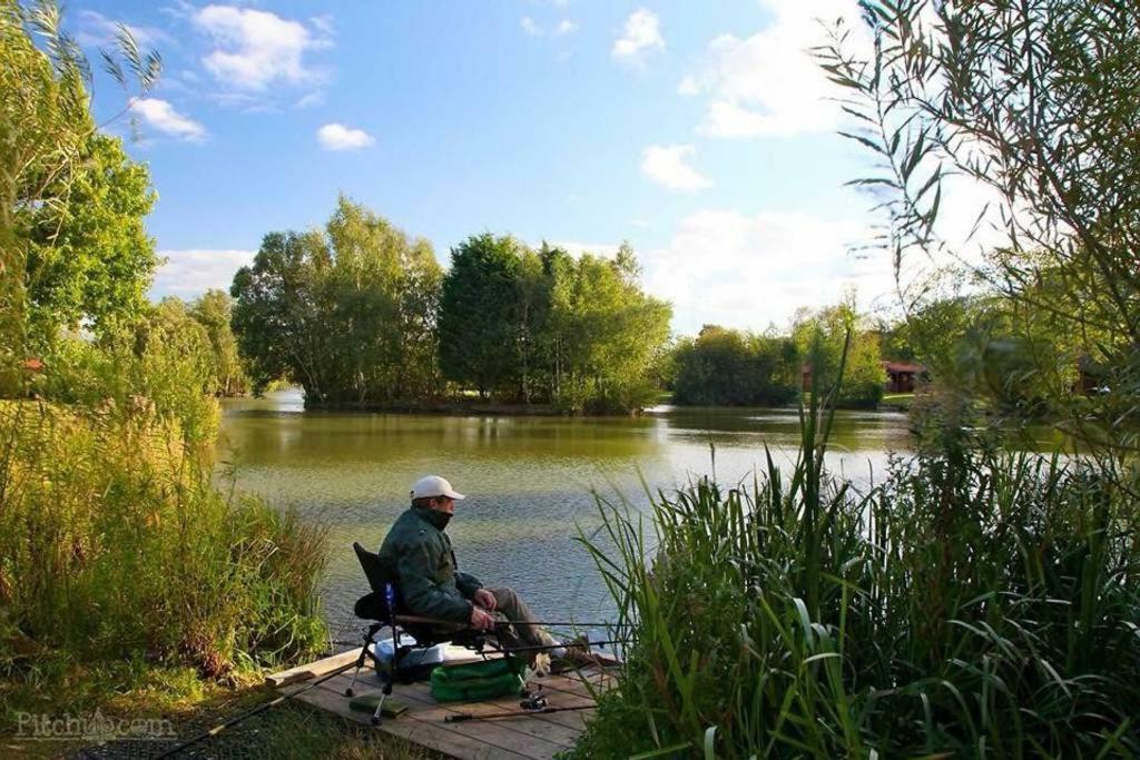Relaxing Holiday Home With Hot Tub At Tattershall Lakes Екстер'єр фото