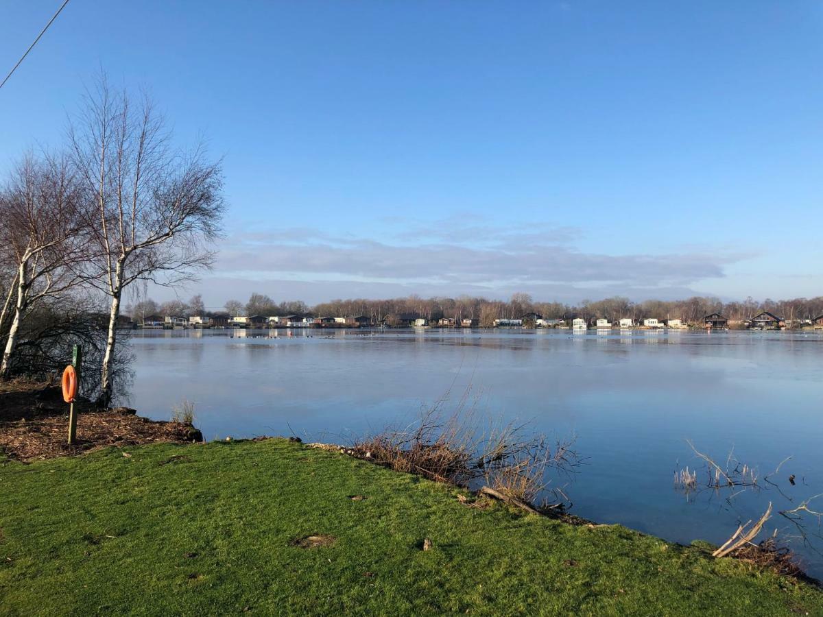 Relaxing Holiday Home With Hot Tub At Tattershall Lakes Екстер'єр фото